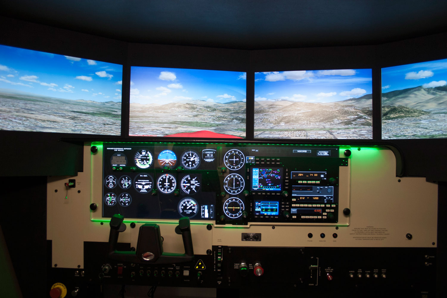 Simulator cockpit